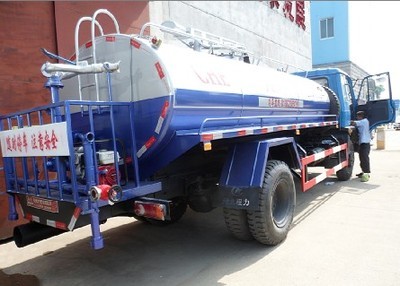 随州鑫晟教您选购8方吸粪车 东风平头145吸粪车说明